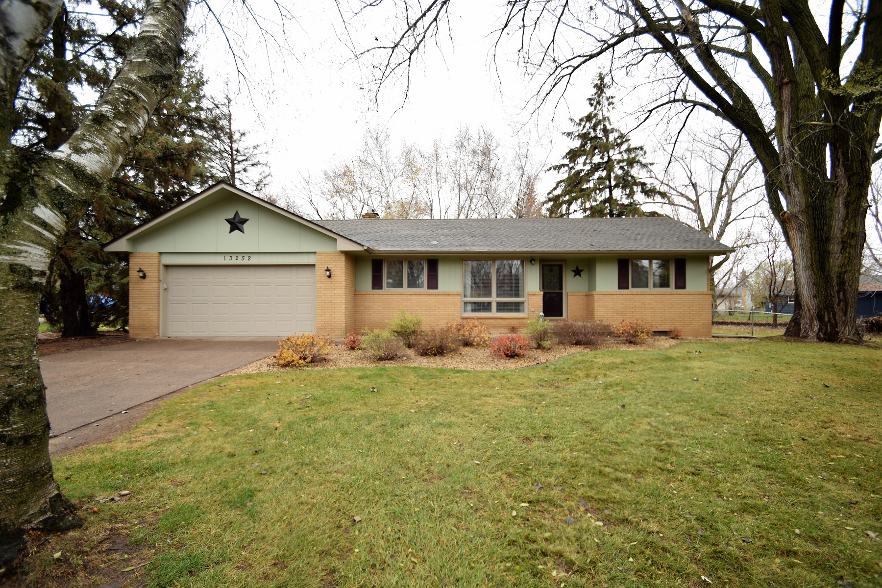 Who wants to see this Coon Rapids Rambler For Sale? header image.