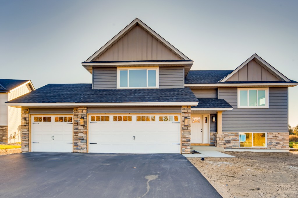 Model home for sale in East Bethel! SOLD! header image.