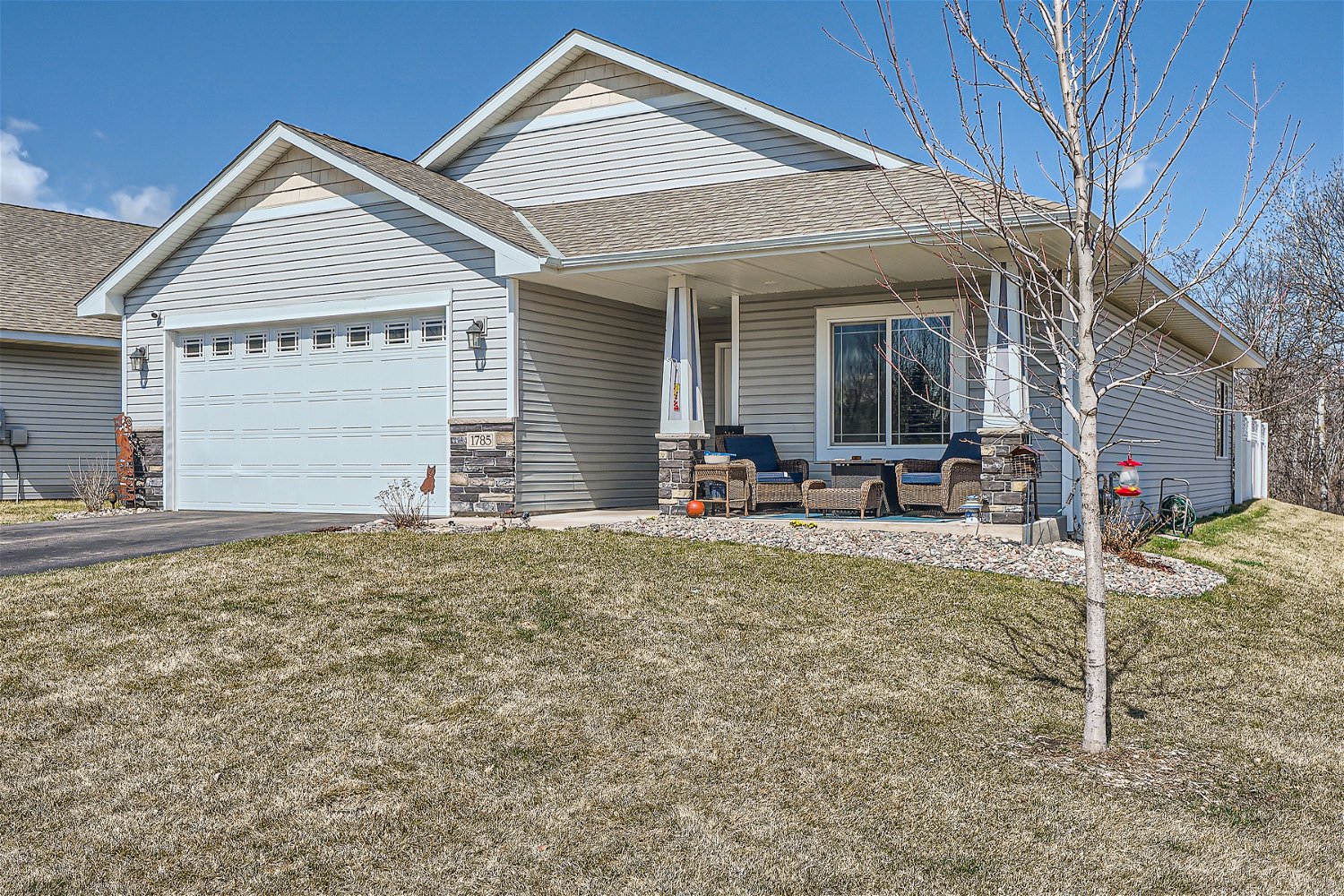 All on one level living in the highly sought after Grey Oaks 55+ community in Andover! header image.