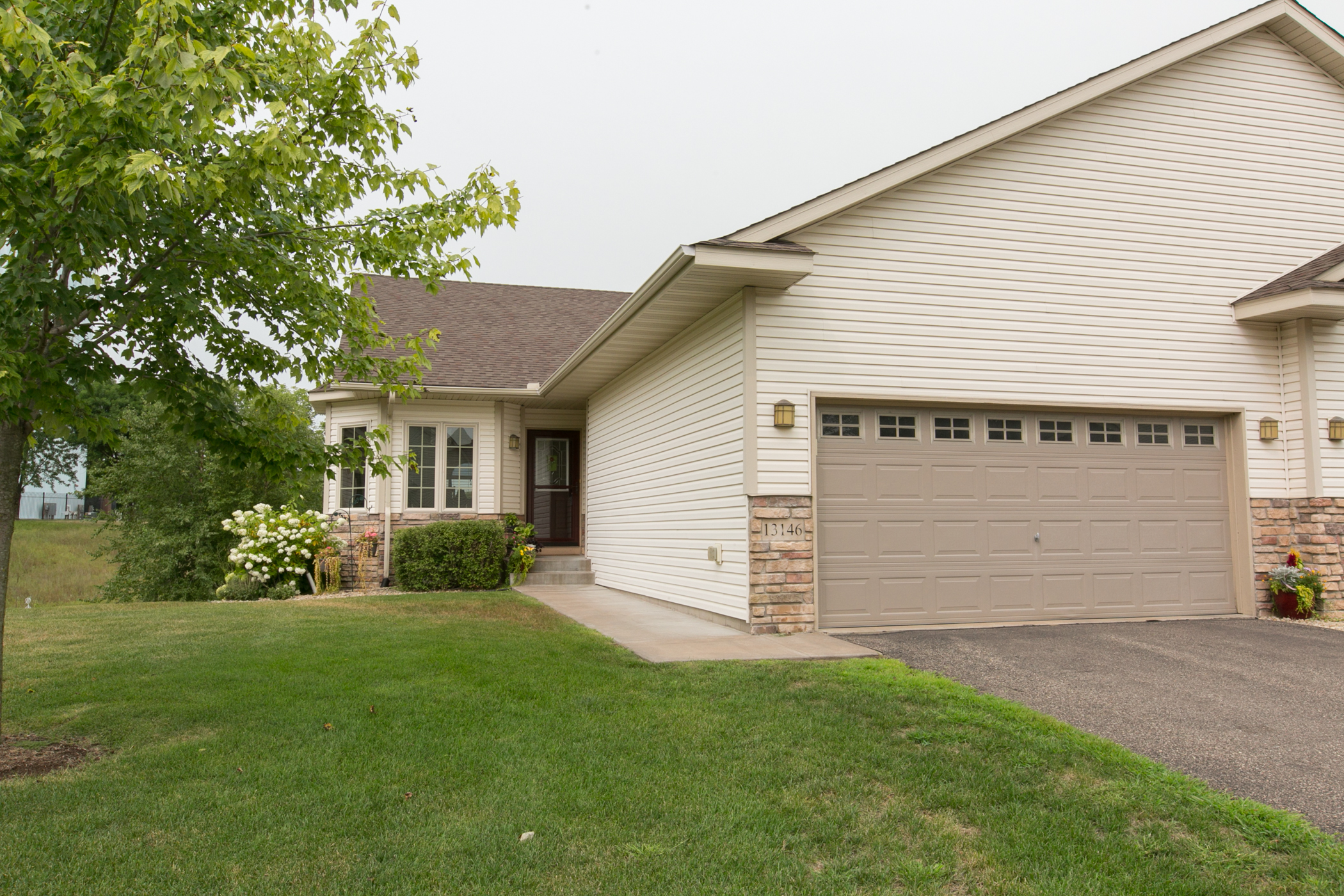 Home for sale in Coon Rapids is spectacular! SOLD!! header image.