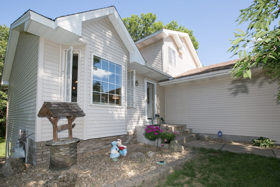 Let your imagination run wild! #homesforsale @RamseyMN SOLD! header image.