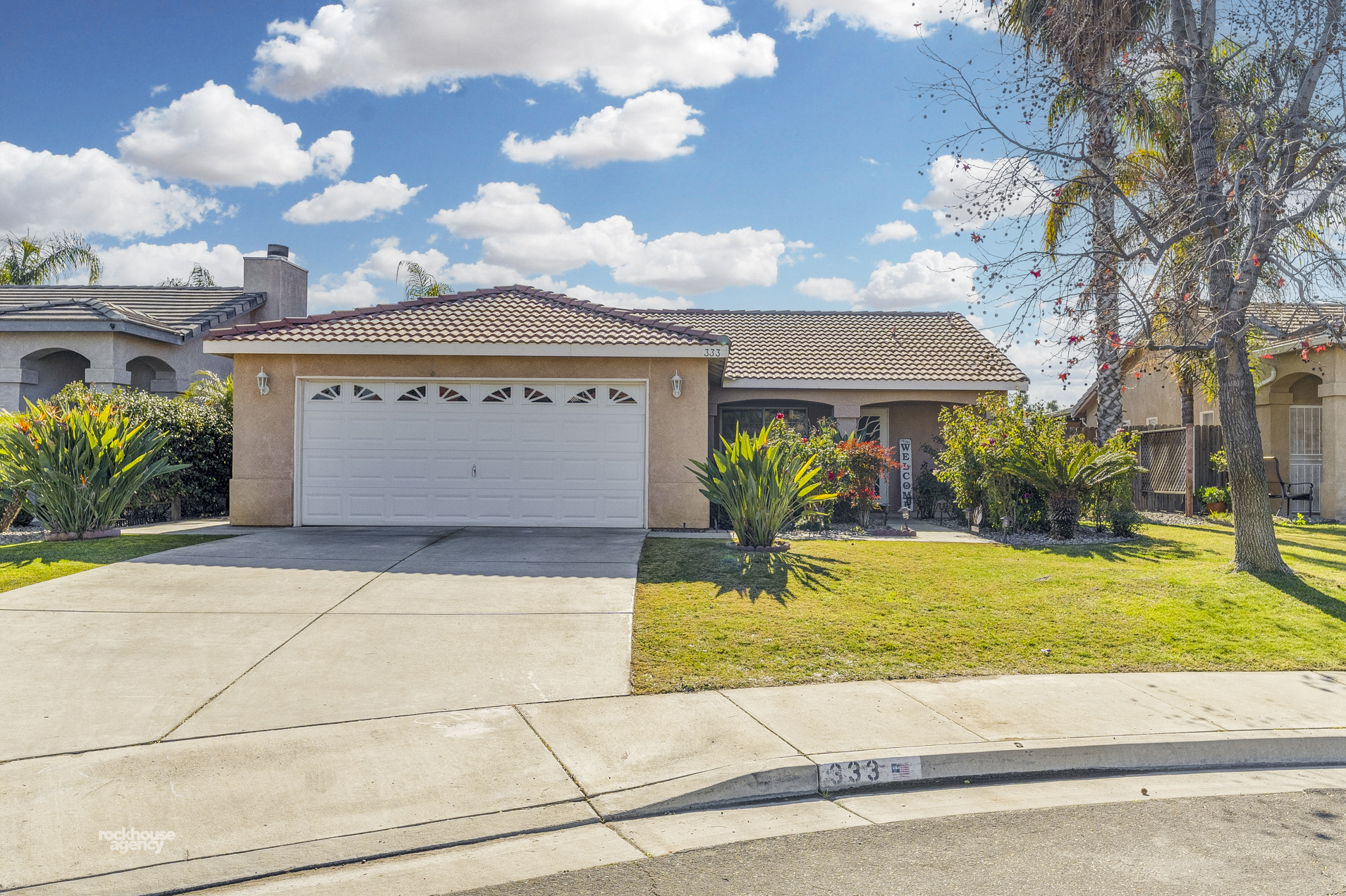 Maximizing Wealth: A Comprehensive Guide to Investment Properties in Bakersfield header image.