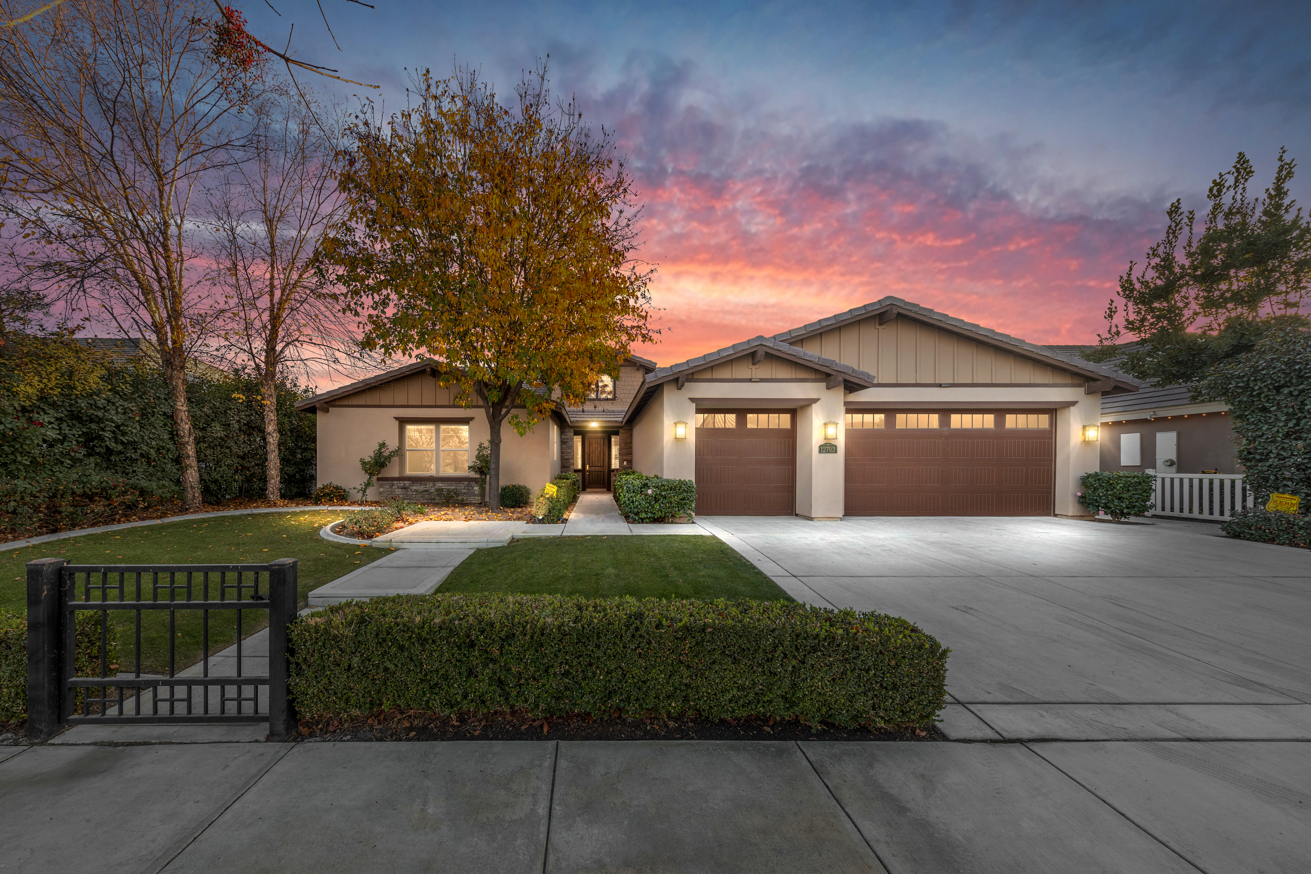 Luxury home in Bakersfield professionally staged, marketed, and sold by Linda Banales, Broker Associate