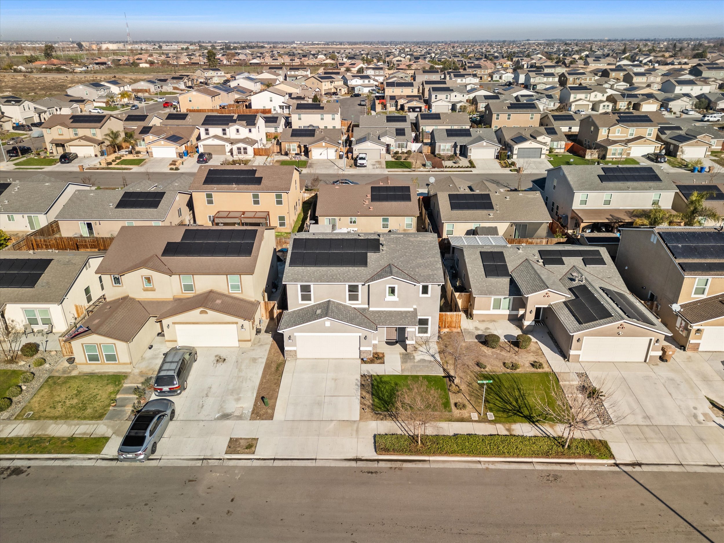 Aerial view of new construction homes in Bakersfield California community
