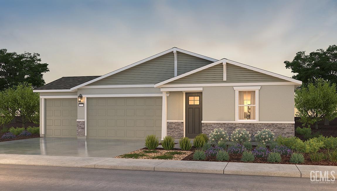 3 Signs It’s Time to Upsize Your Home header image.