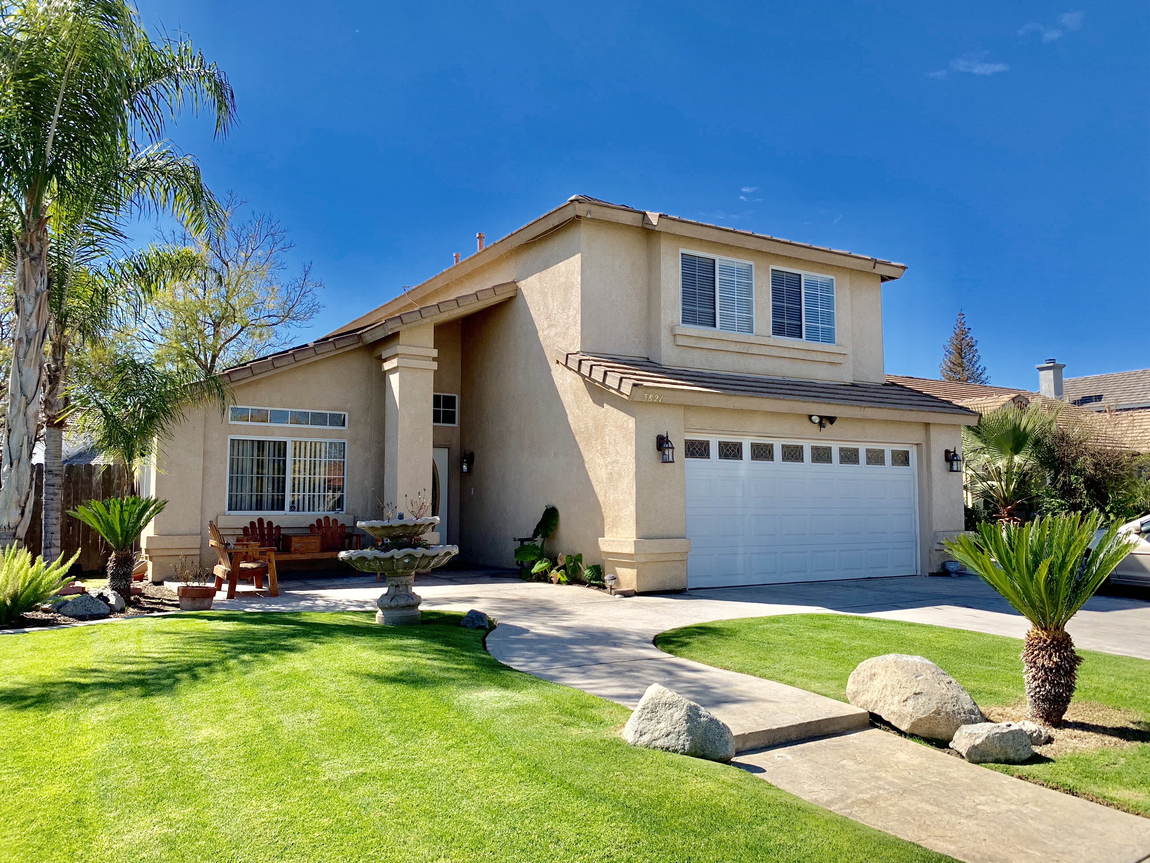 Research Shows April is the BEST Month to List your Home for Sale! header image.