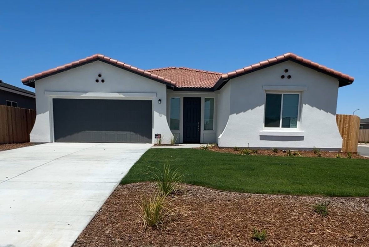 Golden Heights by John Balfanz Homes Residence 1A floor plan in Bakersfield, CA with 3 bedrooms, 2 bathrooms, and 1,441 sq ft.