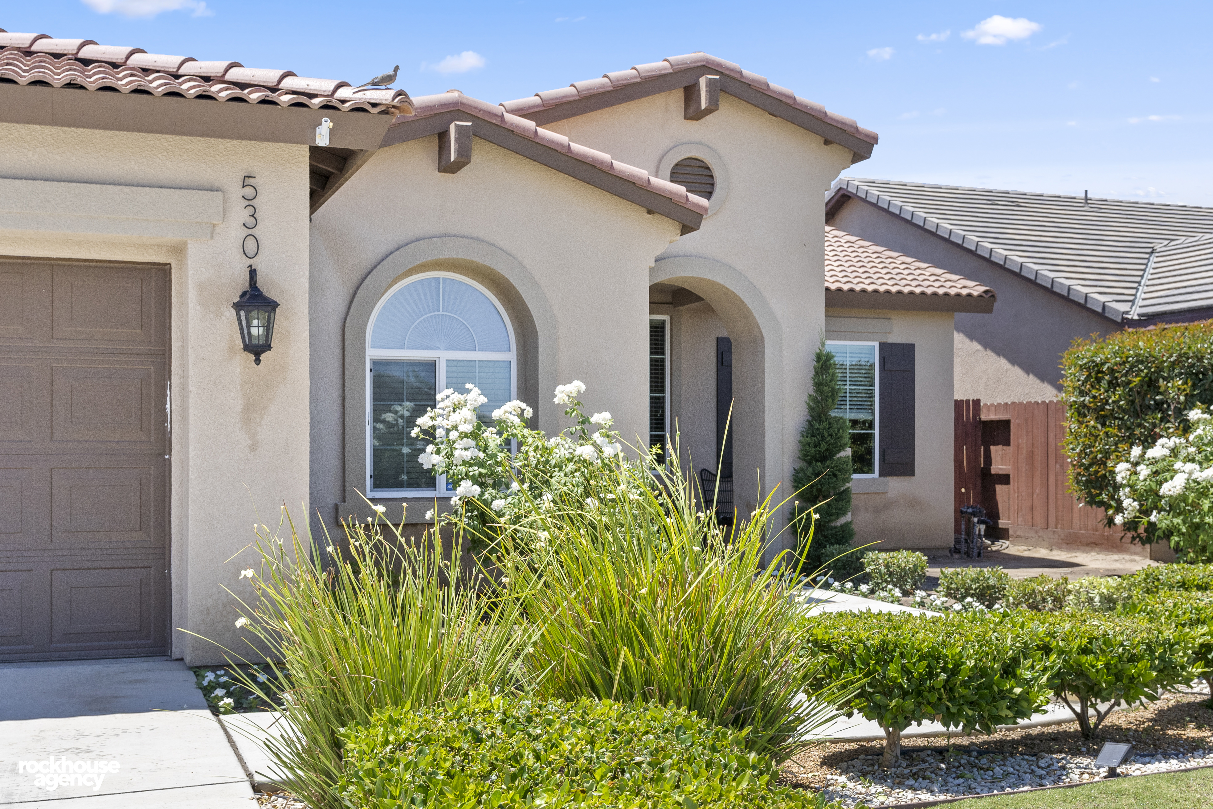 Inventory is Up. Rates Are High. Here’s How Sellers Are Winning in Bakersfield, CA! header image.