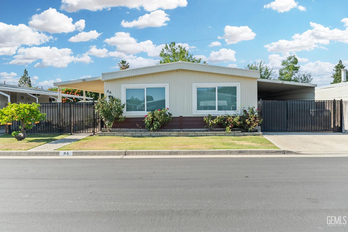 North Bakersfield Home Under $140,000 header image.