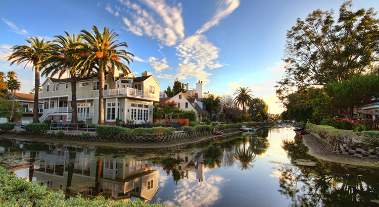 What To Do with Your Vacation Home as Summer Ends header image.