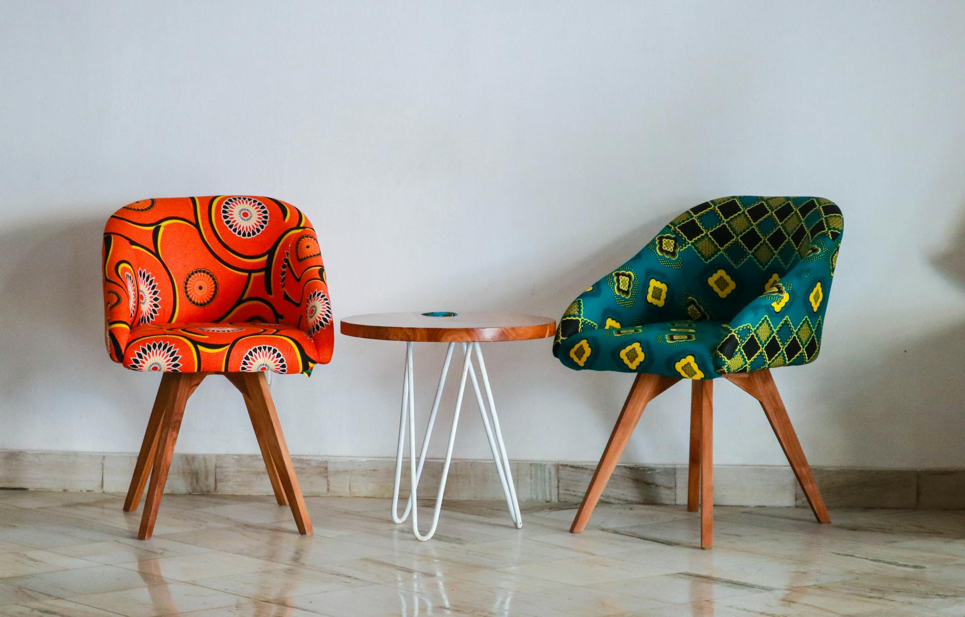 Transform Your Space with Modern Design: Fresh Ideas for Furniture Makeovers header image.