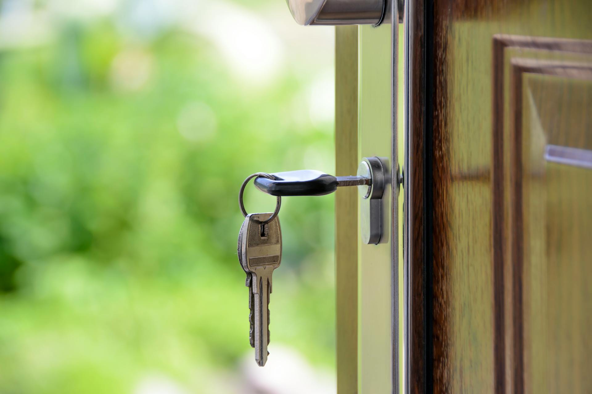 New Homeowner To-Do List: Don’t Miss These Key Checks header image.