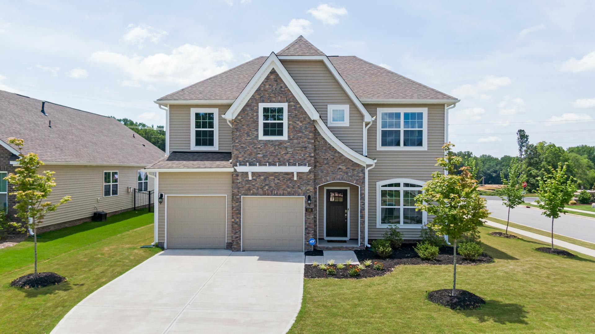 7 Surprising Home Features That Could Make Buyers Fall in Love header image.