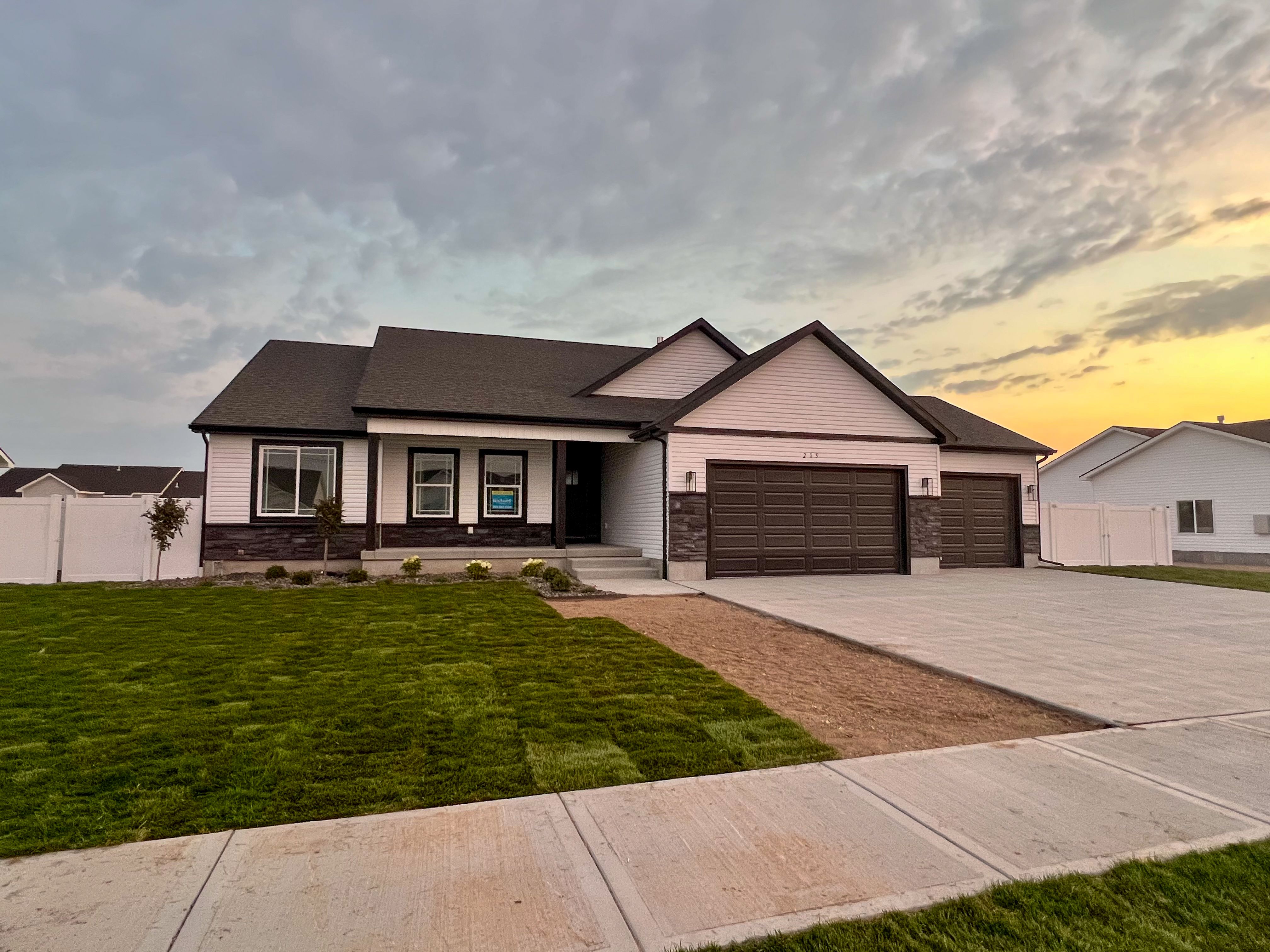 Idaho Falls Builder Review: Rockwell Homes header image.
