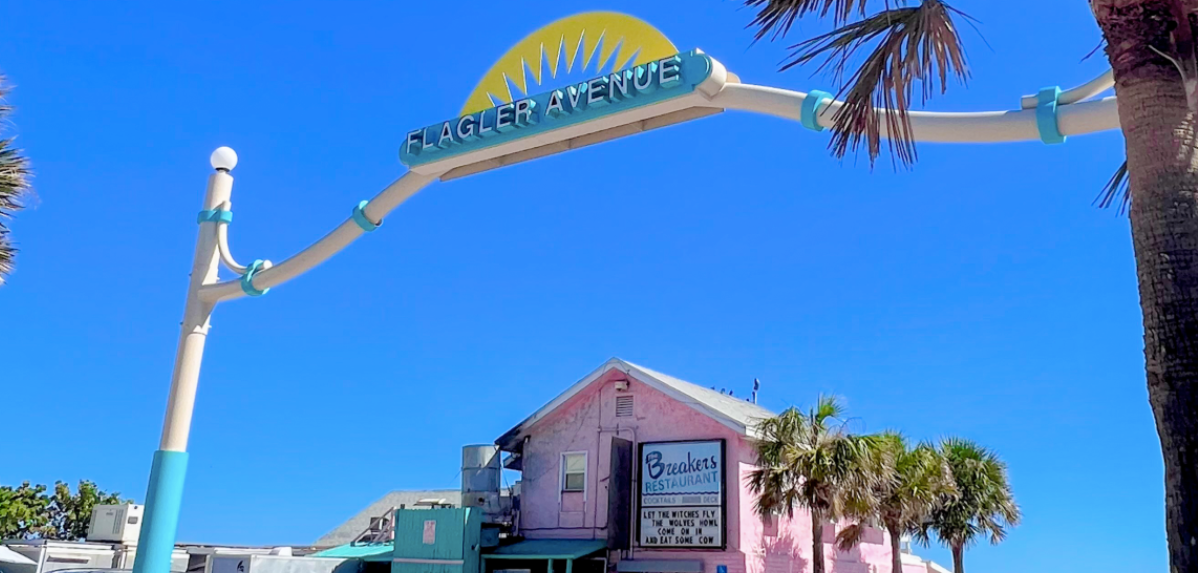 Living in New Smyrna Beach FL | Coastal Homes & Lifestyle header image.