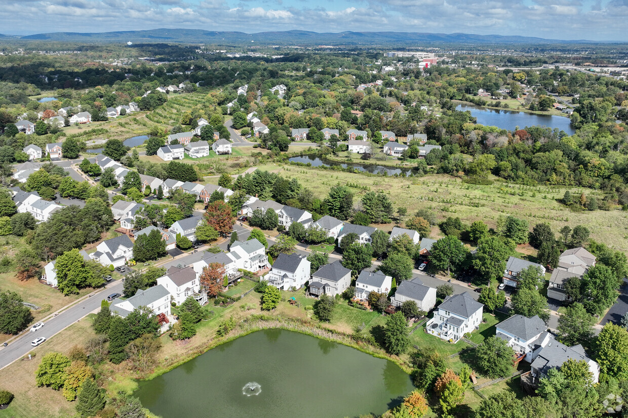 Hidden Neighborhoods in Northern Virginia header image.