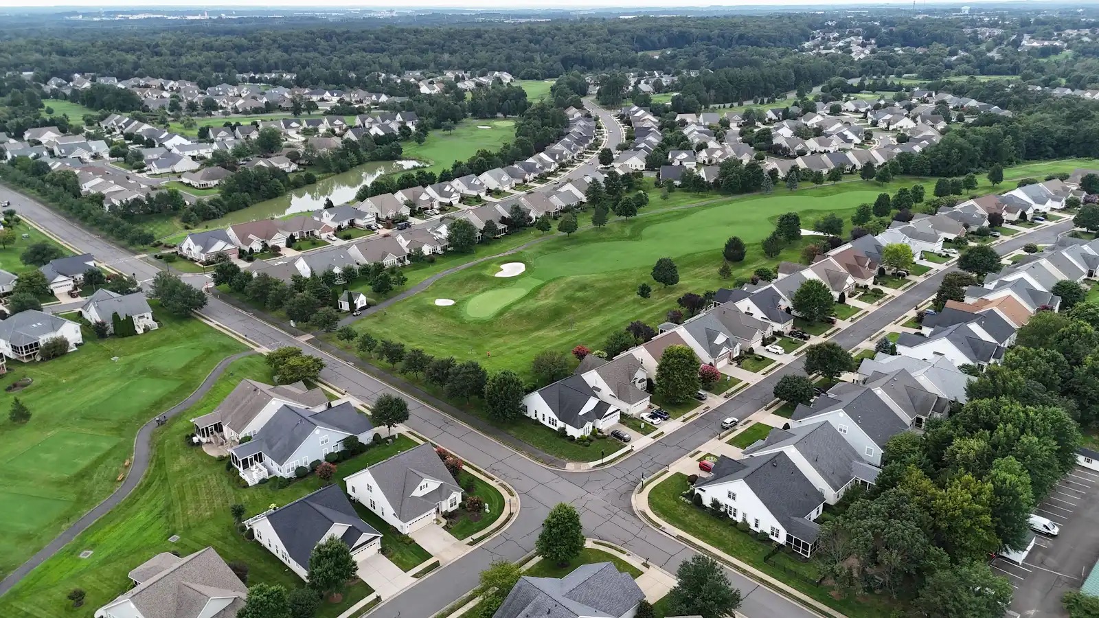 Aerial view of Heritage Hunt homes and golf course in Gainesville, Virginia