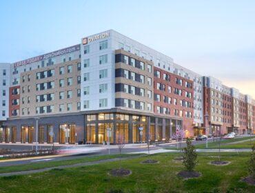 The new mixed-use building at Arrowbrook Centre on Centreville Road in Herndon, VA, the future home of NH-44 Brewing.