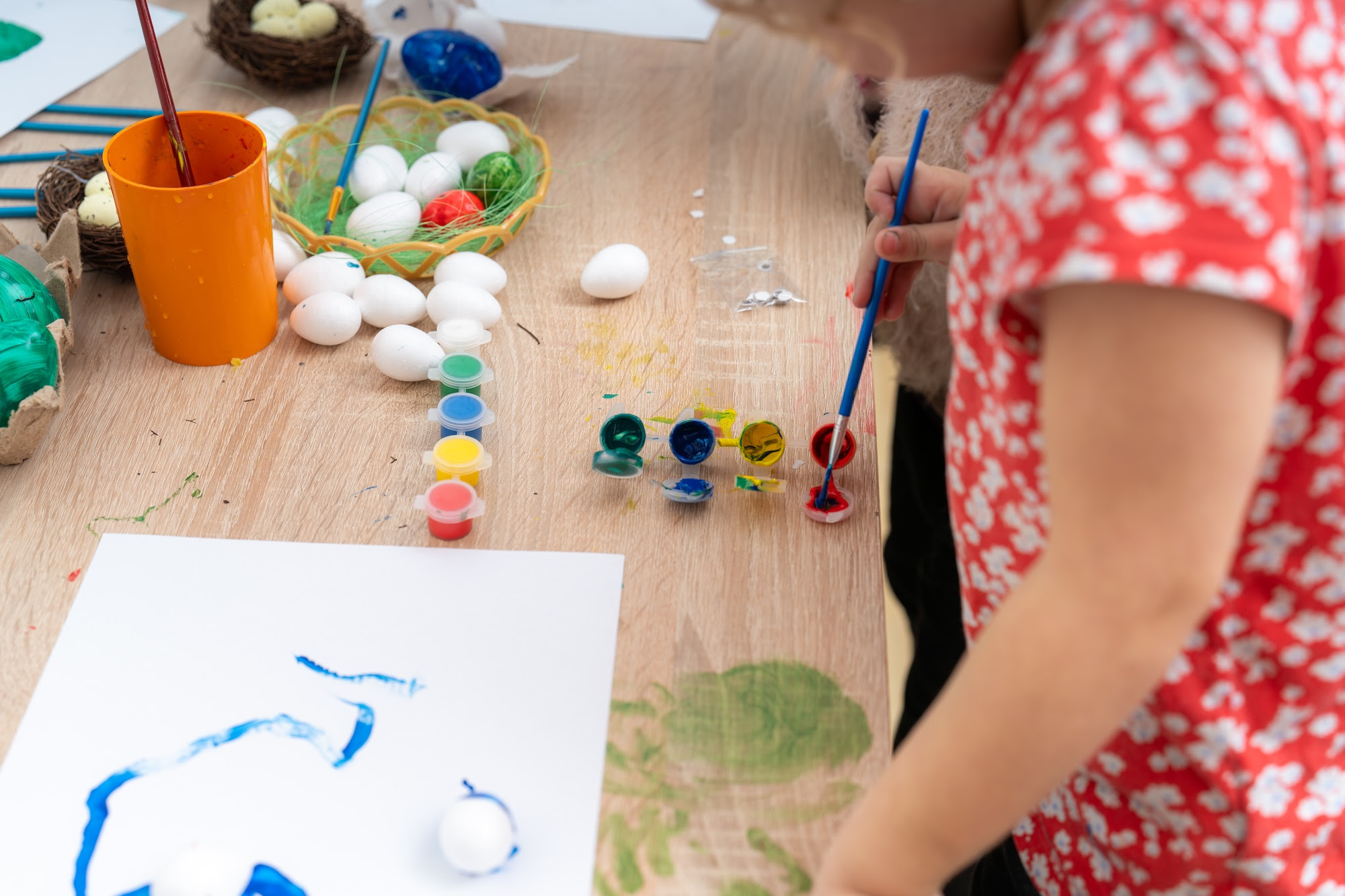 Easter Weekend: Hosting in Your 
