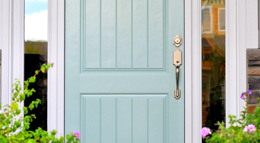 Show Your Front Door a Little Love: Southern Charm to Help Sell Your House header image.