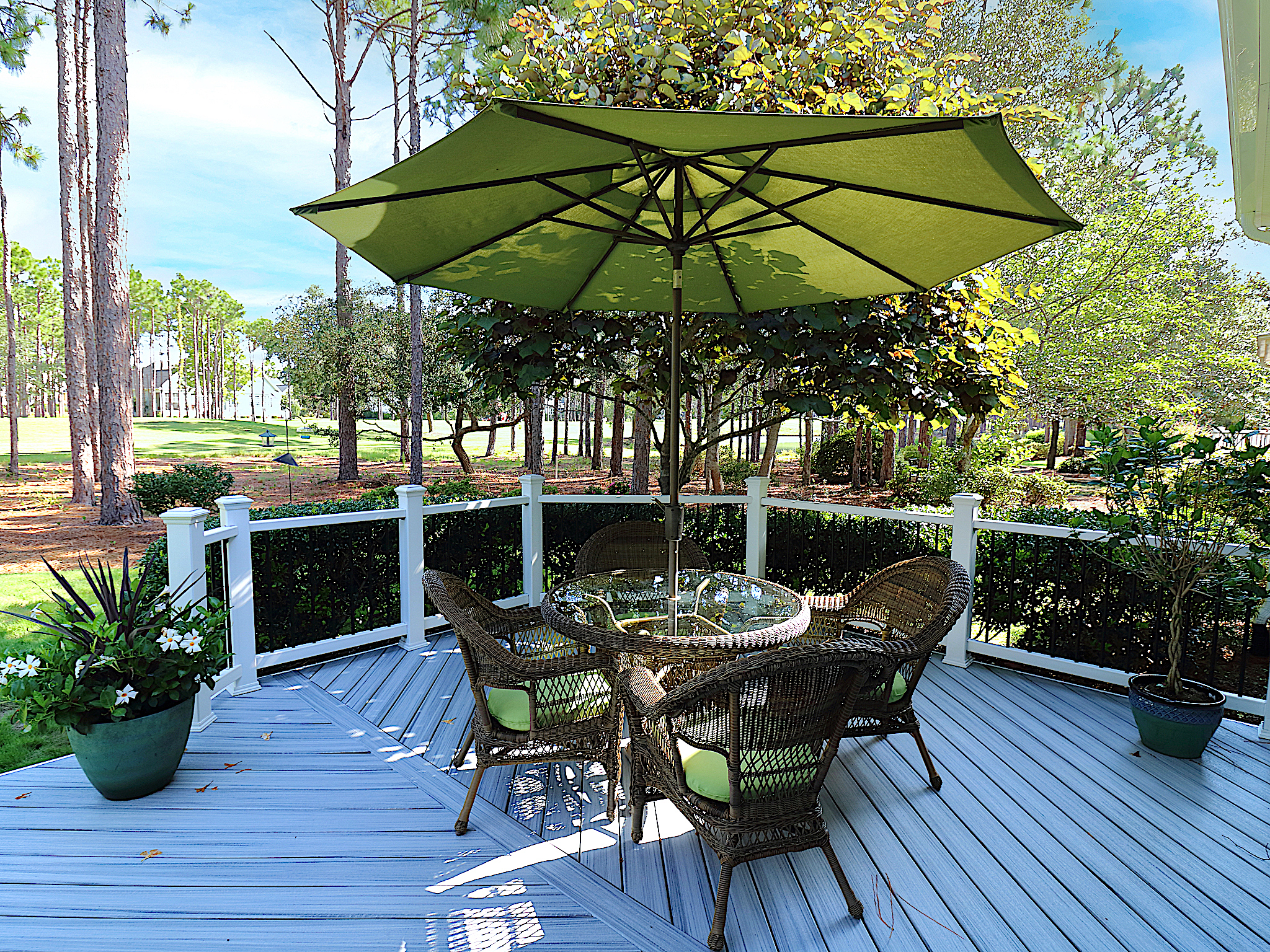 Your Home in North Carolina: ideas for coastal outdoor decor header image.