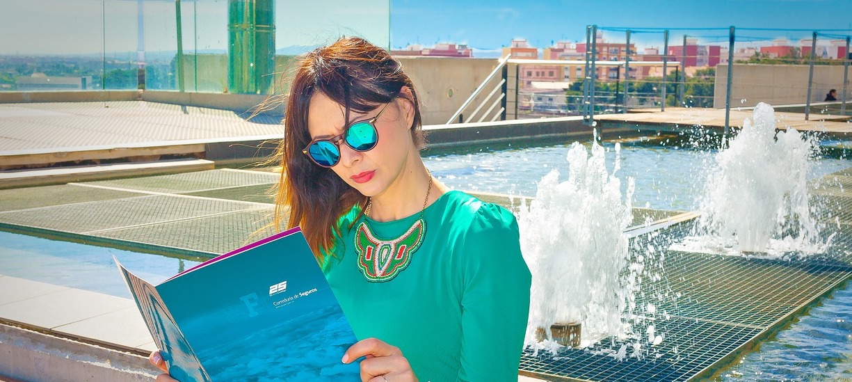 A Collection of Lifestyle Magazines: Discover Wilmington and the Beaches header image.