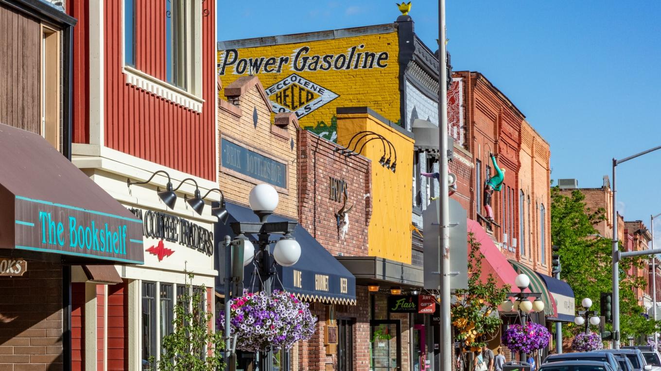 The Downfall (and Real Cost) of Waiting for Rates to Buy a Home header image.