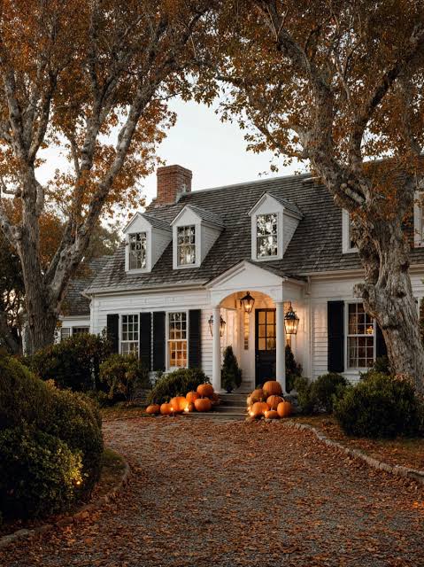 Haunted by Homebuying Myths? 6 Real Estate Misconceptions to Leave Behind header image.
