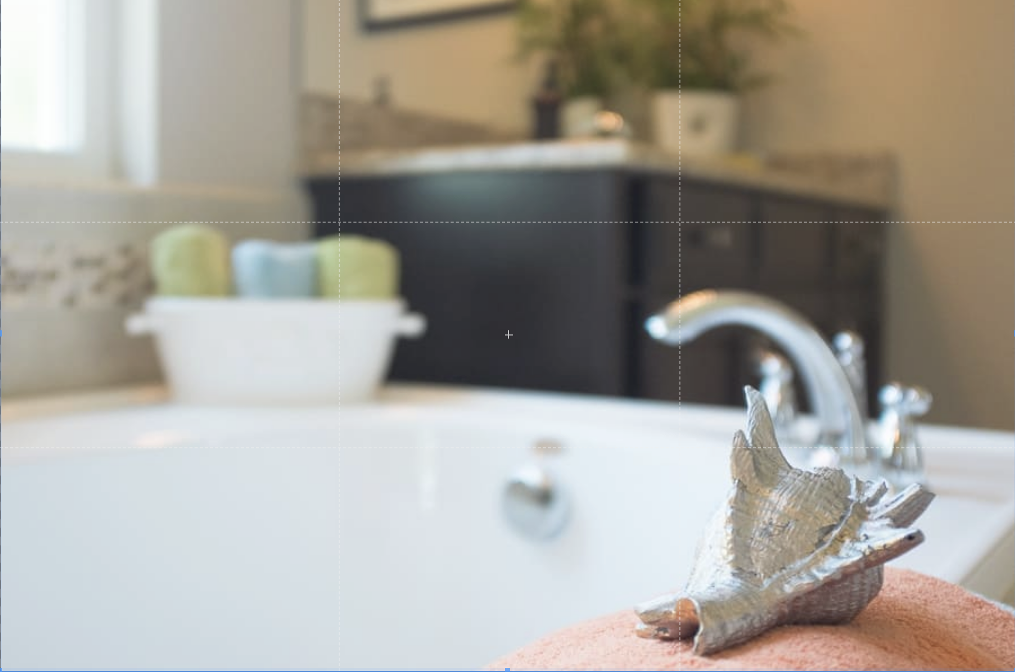 5 Reasons to Hire a Real Estate Professional Today! header image.