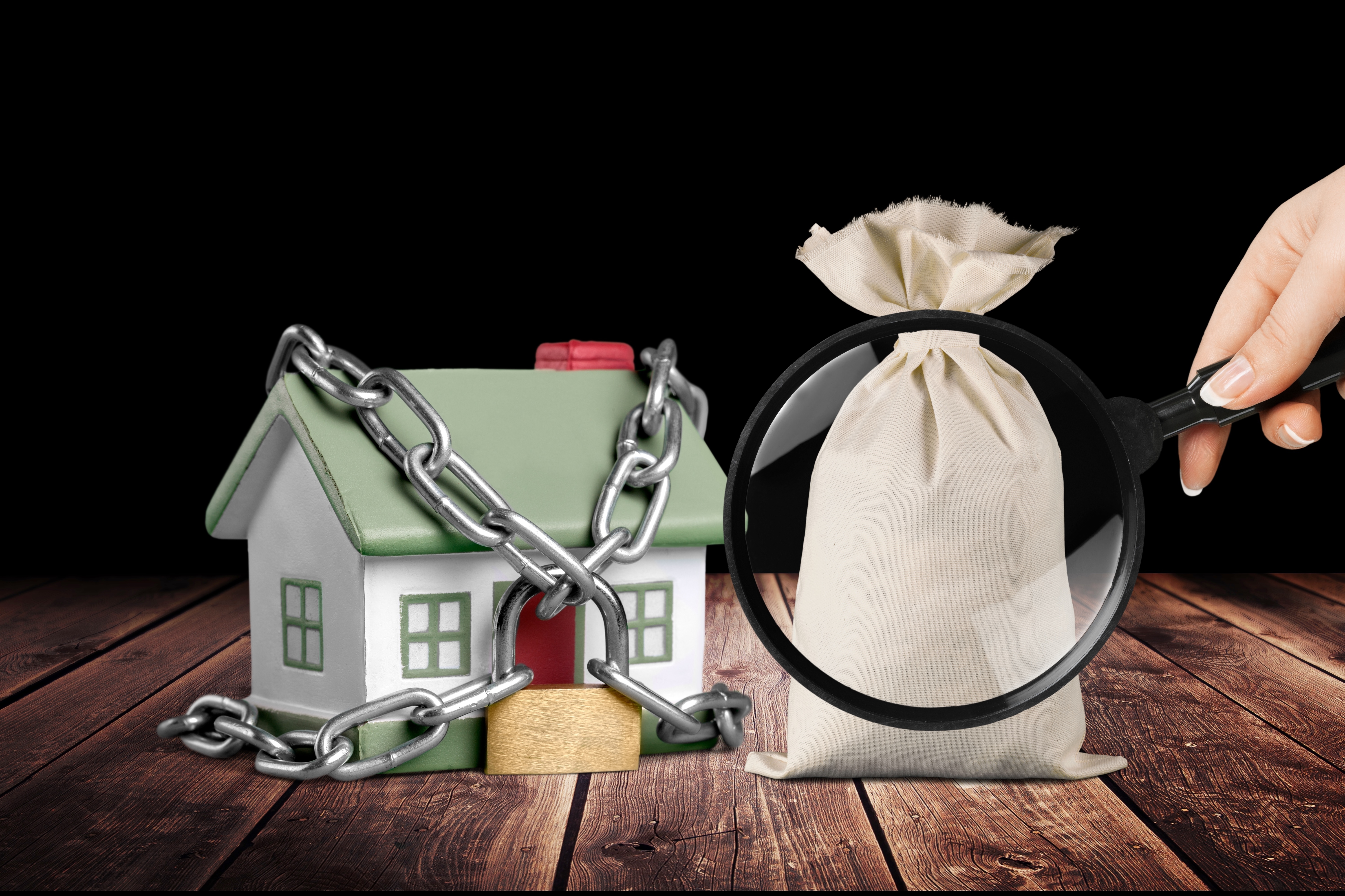 Probate property in Oceanside for sale with unpaid property taxes and tax lien notice posted