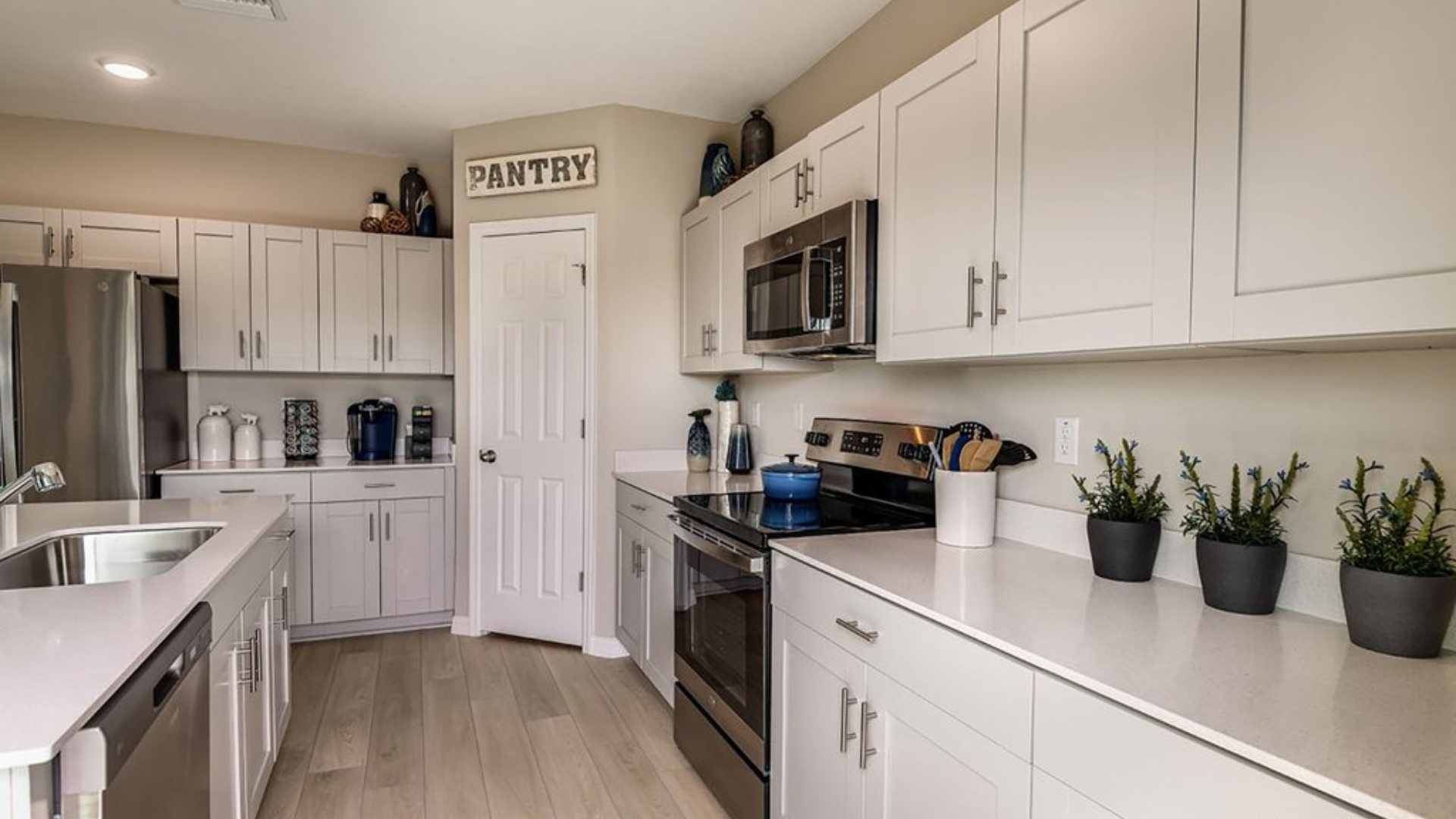 Riverview homebuilder plans 200 single-family homes in Pasco County header image.