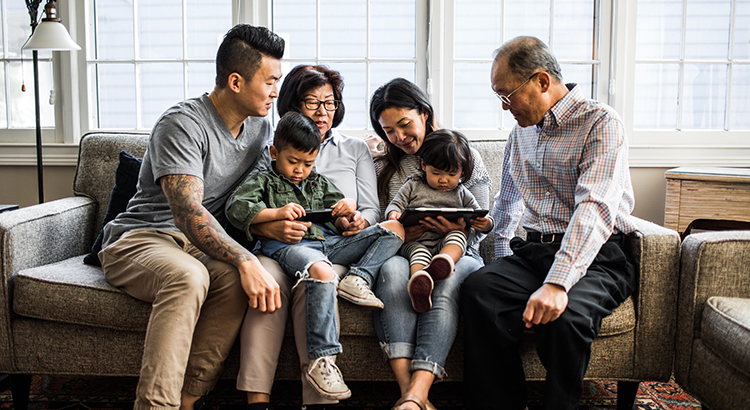 More Generations Are Living Under One Roof This Year header image.