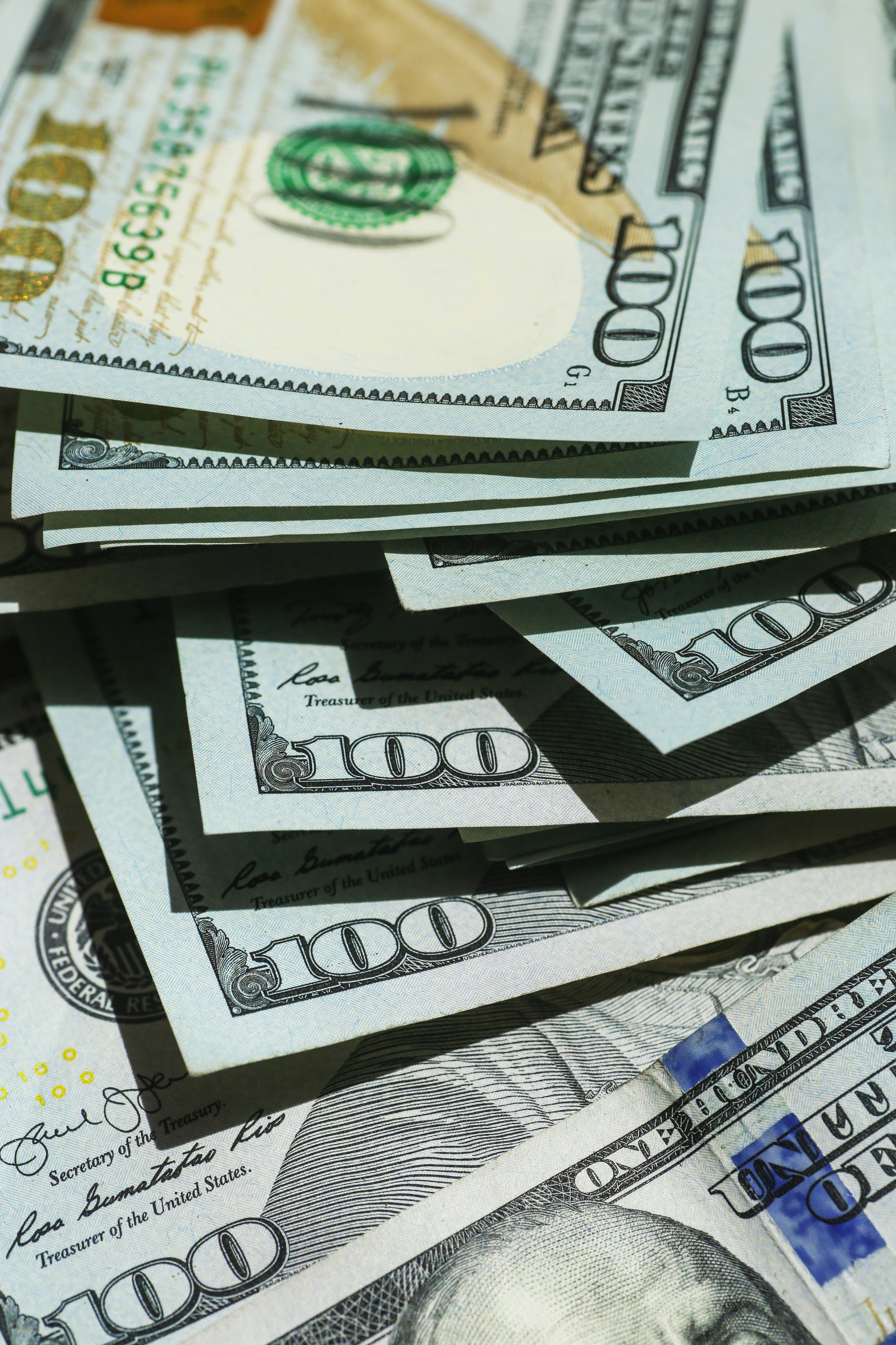 Online Estimate vs. Real Market Value: What Is Your Home Actually Worth header image.