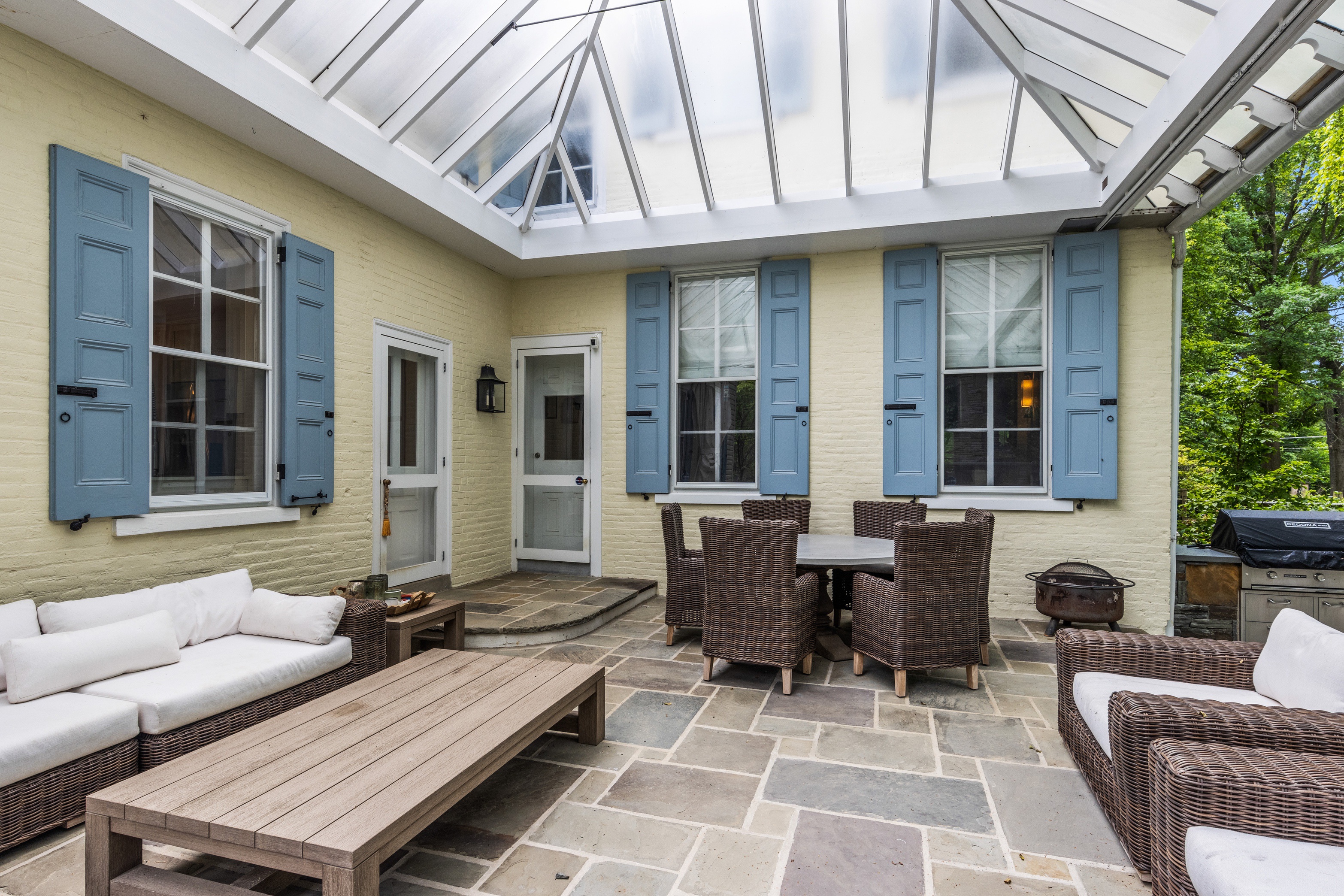 Featured Luxury Home - 111 Spottswood Ln. - Kennett Square header image.