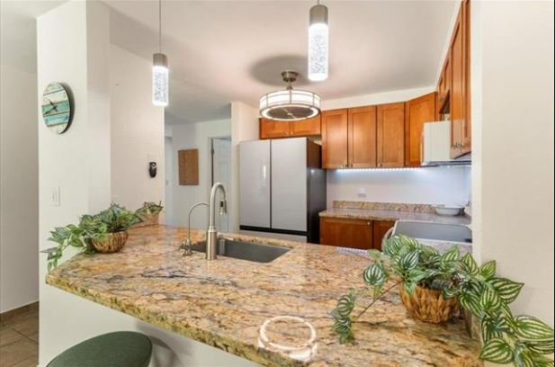 kihei-shores-kitchen-condo-unit-e104