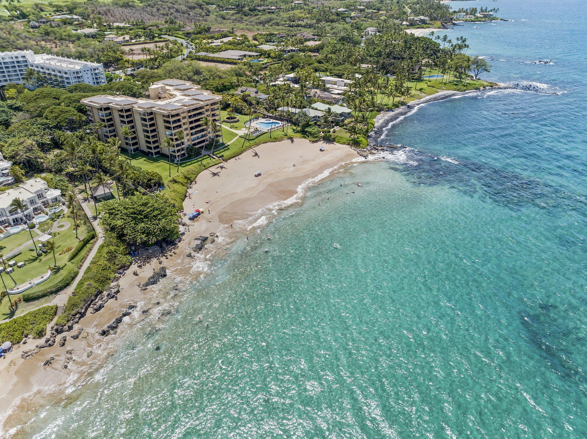 Polo Beach Club condos for sale on Polo Beach in Wailea Maui with direct oceanfront and sandy beach access.