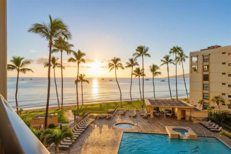 sugar-beach-condo-kihei-oceanfront-pool