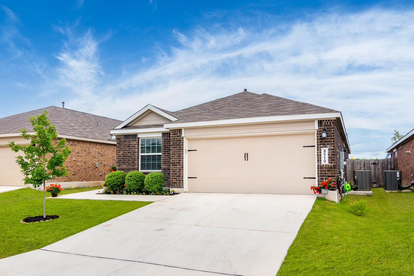 Featured Listing - 8519 Lamus Wheel header image.