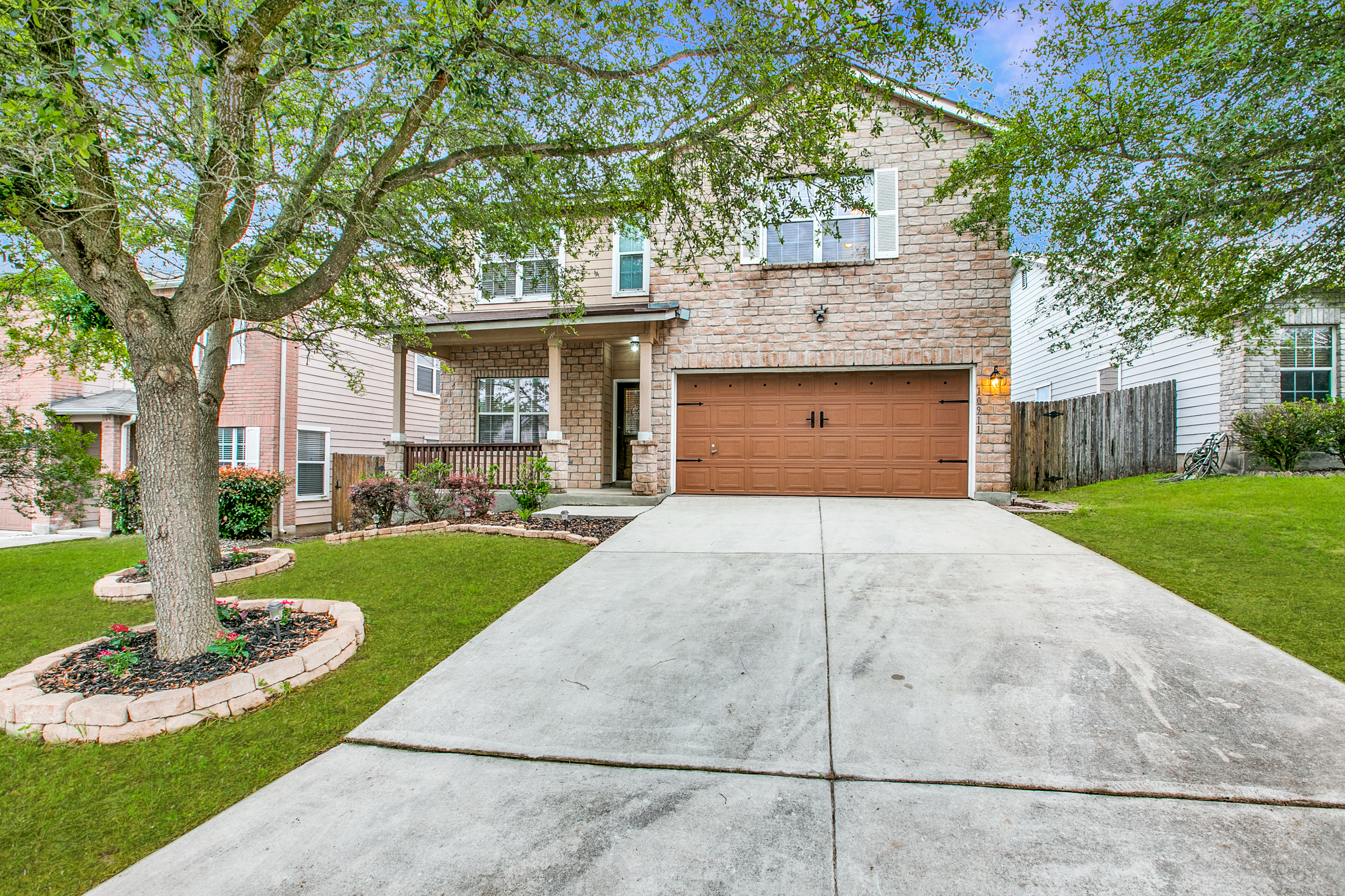 Featured Listing - 10911 Antares Forest header image.