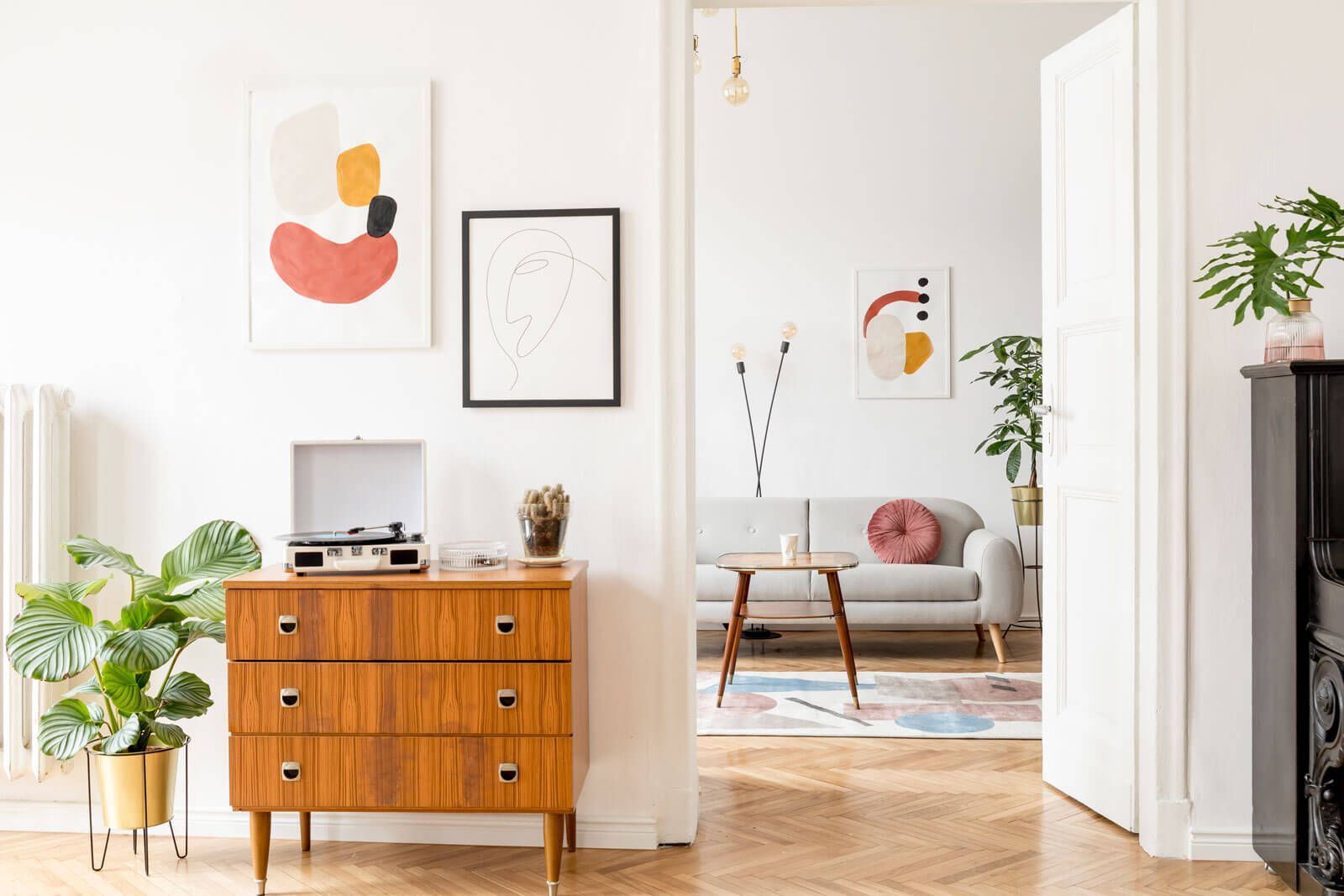 Eight Steps to Selling Your Home in Western North Carolina header image.