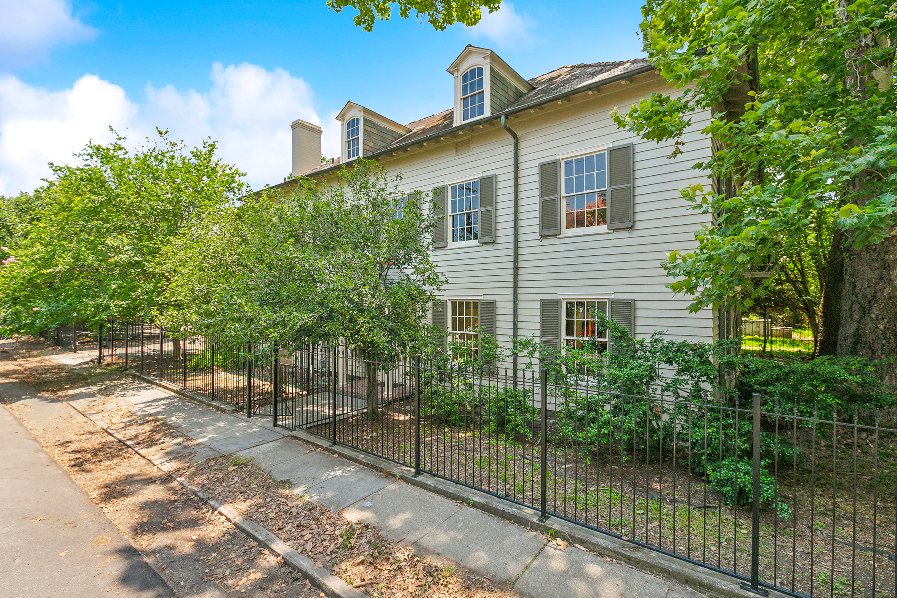 Why 1305 Dublin Is Your Next Perfect New Orleans investment header image.