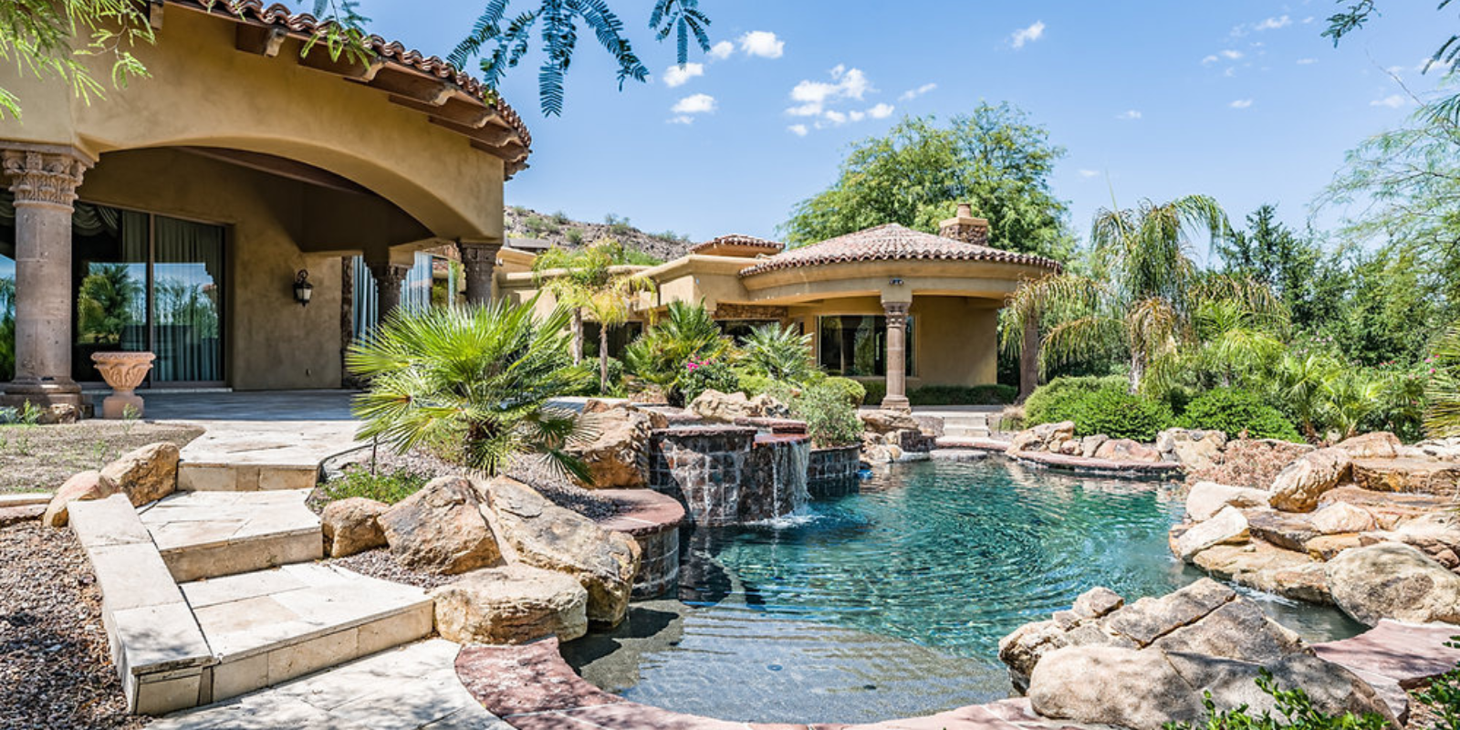 Maximizing Your Outdoor Living Space in the Arizona Heat header image.
