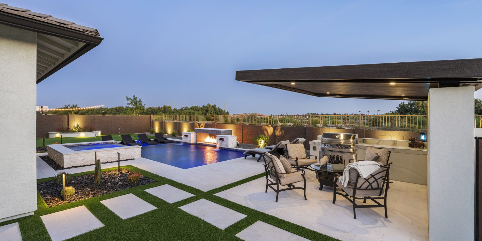 How to Create a Cozy Outdoor Living Space header image.