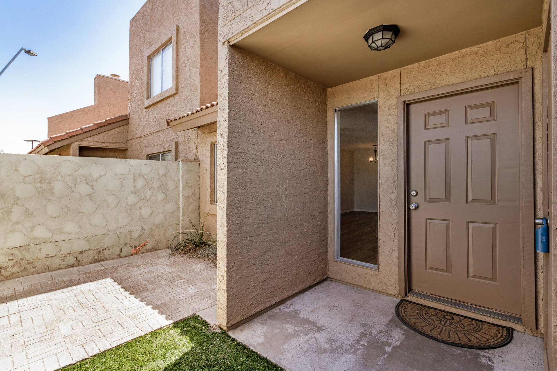 Remodeled Mesa Townhome Near Spring Training – For Sale Now! header image.