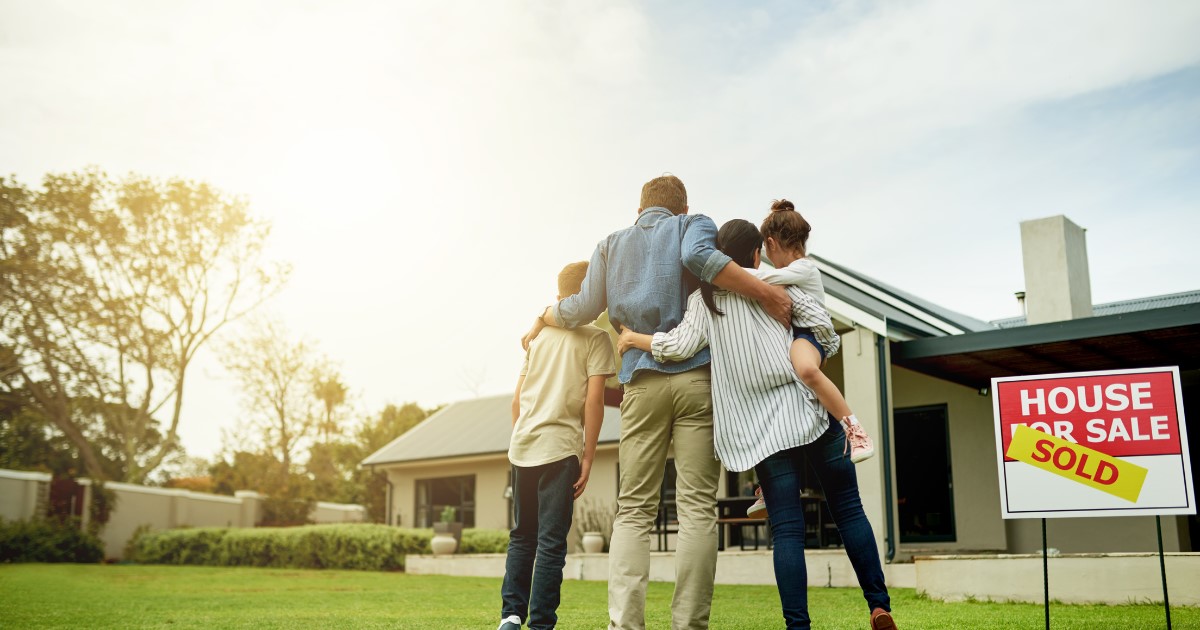 Understanding the Seller’s Market: How to Get the Best Price for Your Home header image.