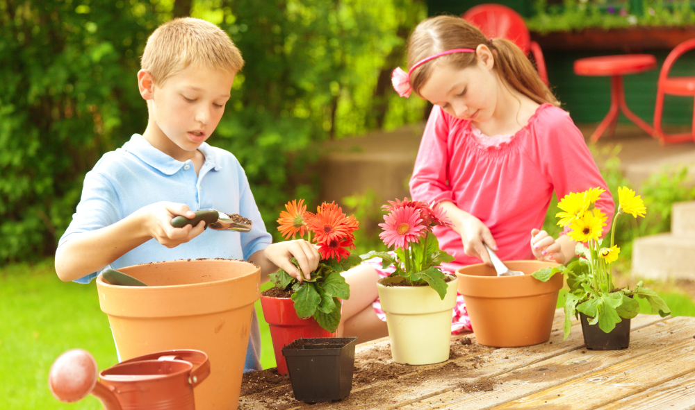 6 Fun Home Improvement Projects to Tackle with Your Kids This Summer header image.