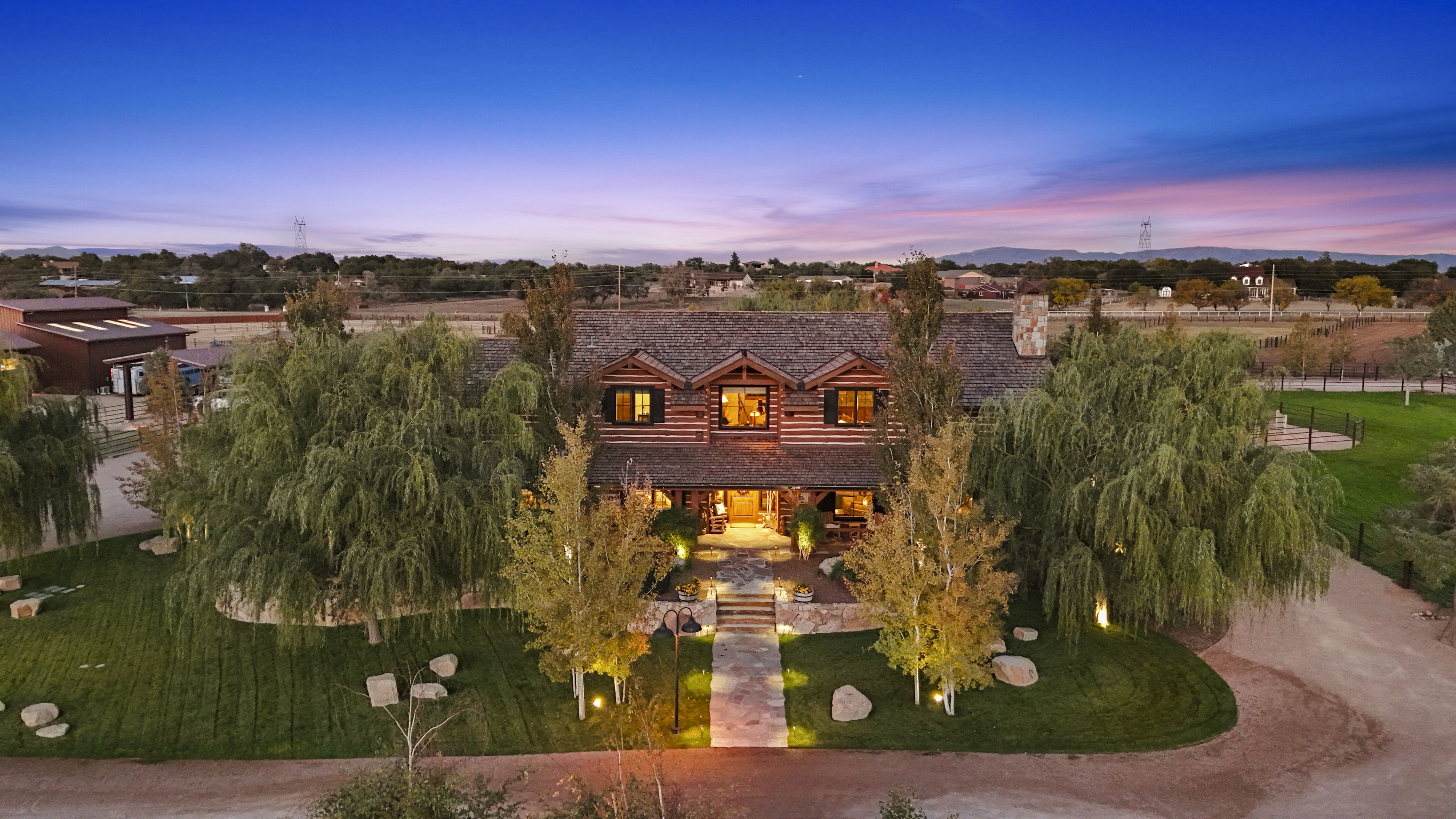 Why Some Homes in Prescott Are Selling Fast While Others Sit header image.