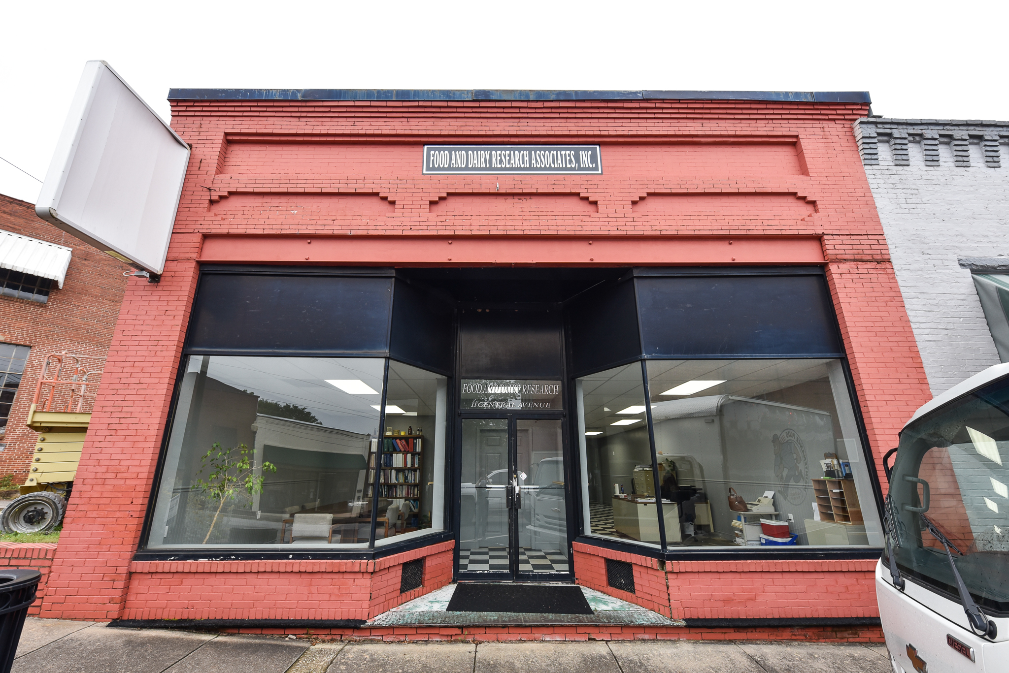 Fantastic Invest Opportunity in Downtown Commerce! header image.