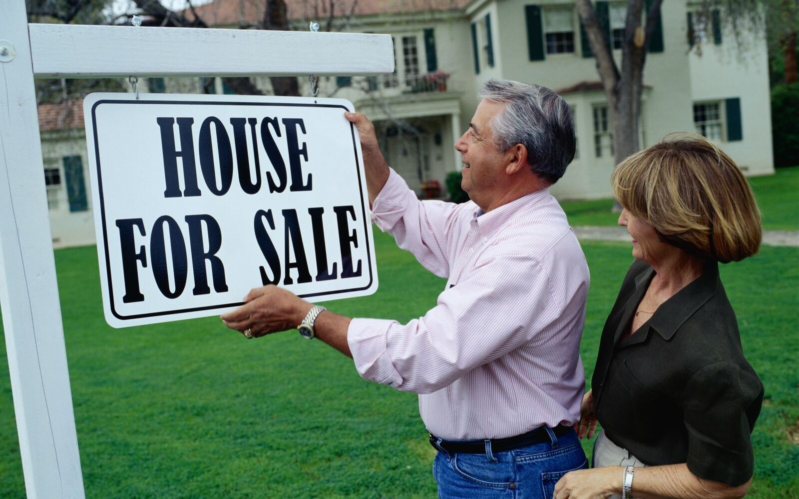 Downsizing? 5 Steps you need to take first. header image.