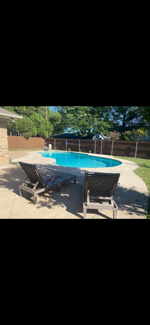 1 story home with pool 
